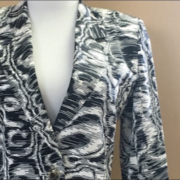 ESCADA Margaretha Ley Silk Blazer SZ34 - Picture 6 of 8